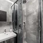 D'monica Apartman