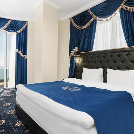 Apartment D'monica