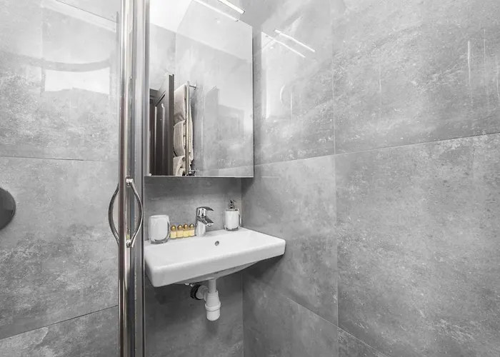 D'monica Apartment *